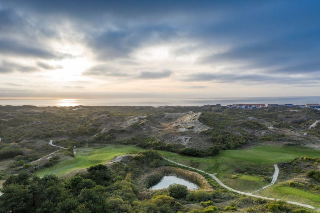 Vue aérienne du golf de Belle Dune